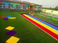 Het openlucht van het Gras Verschillende Kleuren van Polyethyleensporten Kunstmatige Lage Onderhoud